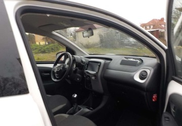 Toyota Aygo II Hatchback 3d Facelifting 1.0 VVT-i 72KM 2020 Toyota Aygo Okazja Benzyna 72KM, zdjęcie 16