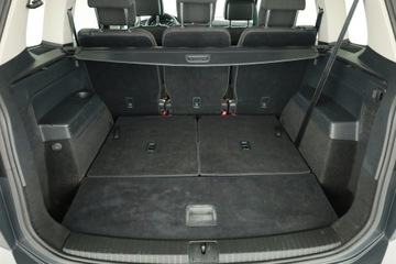 Volkswagen Touran III 1.8 TSI 180KM 2017 VW Touran 1.8 TSI, Salon Polska, Serwis ASO, zdjęcie 10