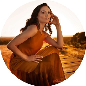 AVON FAR AWAY BEYOND ZESTAW PREZENT NA DZIEŃ MATKI PERFUMY 50 ML + GRATIS