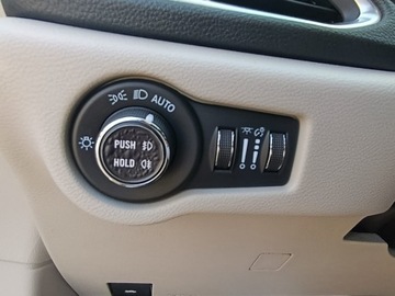 Chrysler Pacifica II 3.6 V6 Hybrid 264KM 2022 pacifica Limited Plug-In Hybrid, Automat, Niski przebieg ,2 X klucz, zdjęcie 28