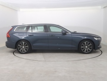 Volvo V60 II  Kombi 2.0 D4 190KM 2019 Volvo V60 D4 2.0, 187 KM, Automat, Skóra, Navi, zdjęcie 5