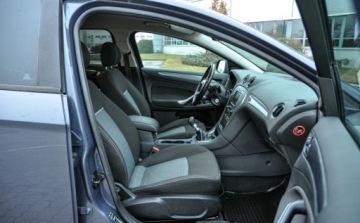 Ford Mondeo IV Kombi 1.6 Duratorq TDCi 115KM 2012 Ford Mondeo SW Lift 2012 r. Bezwypadkowy 1.6 Diesel 115KM, zdjęcie 10