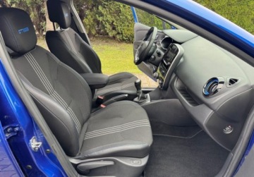 Renault Clio IV Hatchback 5d ENERGY dCi 90KM 2016 Renault Clio GT-Line 1.5 90KM Climatronic Navi Serwis Bezwypadkowy Dla wym, zdjęcie 28