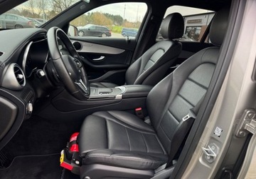 Mercedes GLC C253 SUV Facelifting 2.0 200d 163KM 2020 Mercedes-Benz GLC 4-Matic Multi Bem Alu18 Kamera Blis Virtual Ambiente Ser, zdjęcie 4