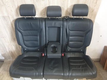 POHOVKA SEDADLO ZADNÍ KŮŽE ČERNÁ TOUAREG 7P II 2010-