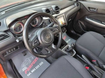 Suzuki Swift VI 2021 Suzuki Swift Hybryda Navi Kamera Klimatronik Asystent 1.2 Hybryda 83KM, zdjęcie 10