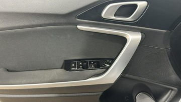 Kia Ceed III Kombi Facelifting 1.0 T-GDI 100KM 2022 Kia Nowy Ceed 1.0 T-GDI M Kombi, zdjęcie 12