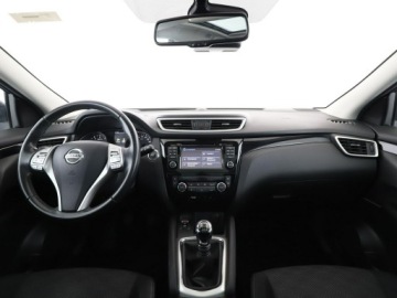 Nissan Qashqai II Crossover 1.6 DIG-T 163KM 2016 Nissan Qashqai navi pdc panorama auto klima manual, zdjęcie 14