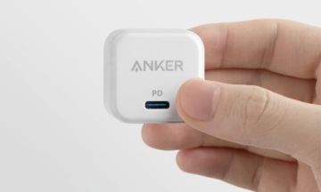 Зарядное устройство Anker PowerPort III 20 Вт PD USB-C