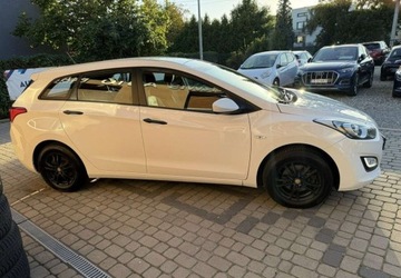 Hyundai i30 II Wagon 1.4 CVVT 100KM 2012 Hyundai i30 Rej.01.2013 1,4 100KM Klimatyzacja 1.4 Benzyna 100KM, zdjęcie 4