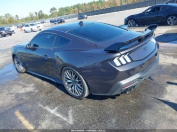 Ford Mustang VI 2024 Ford Mustang Gt Premium Fastback 2024 5.0 Benzyna 480KM, zdjęcie 3