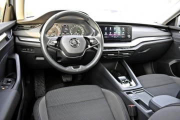 Skoda Octavia IV Kombi 2.0 TDI 150KM 2023 Škoda Octavia Skoda Octavia Bezwypadkowy / Salon, zdjęcie 12