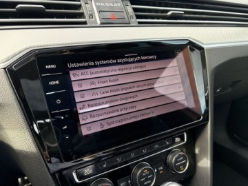 Volkswagen Passat B8 Variant 2.0 TDI BlueMotion SCR 190KM 2019 Volkswagen Passat TDI 190KM Highline R-Line Panorama Kam. 360 Keyless, zdjęcie 23