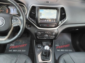 Jeep Cherokee V Terenowy 2.0 MJD 140KM 2014 Jeep Cherokee 4x4 Limited Skora Panorama Navi Klimatronik 2.0 Diesel 140KM, zdjęcie 21