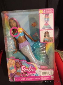 Barbie Syrenka migoczące światełka HDJ37