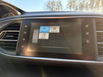 Peugeot 308 II 2014 Peugeot 308 SW 1.6 HDI 120 KM Panorama Kamera Hak, zdjęcie 22