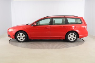 Volvo V70 III Kombi 2.0 145KM 2008 Volvo V70 2.0, GAZ, Xenon, Klima, Klimatronic, zdjęcie 2