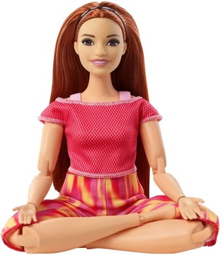 Barbie Made to Move Lalka w czerwonym ubranku GXF07