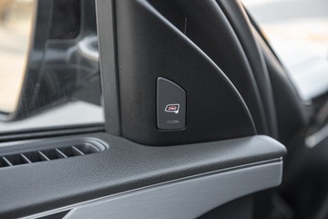 Audi 2014 Audi A8 S8 4.0 TFSI 435PS Full Opcja! NV HU Masaż Radar Dociągi Gwarancja!, zdjęcie 18