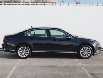 Volkswagen Passat B8 Limousine 2.0 TDI BlueMotion SCR 190KM 2018 VW Passat 2.0 TDI, Salon Polska, Serwis ASO, zdjęcie 5