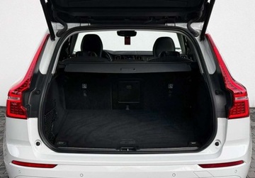 Volvo XC60 II Crossover Facelifting 2.0d B4 197KM 2022 Volvo XC 60 LED Podgrzewana kierownica i fotele Kamera FVAT23 Salon PL, zdjęcie 11