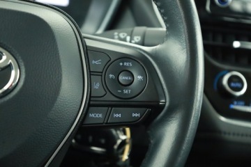 Toyota Corolla XII Sedan 1.5 VVT-i 125KM 2022 Toyota Corolla 1.5 VVT-i, Salon Polska, zdjęcie 13