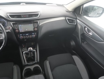 Nissan Qashqai II Crossover Facelifting 1.2 DiG-T 115KM 2018 Nissan Qashqai 1.2 DIG-T, Salon Polska, Navi, zdjęcie 7