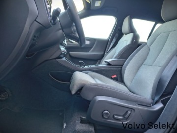 Volvo XC40 Crossover Facelifting 2.0 B3 163KM 2025 Volvo XC 40 SalonPL B3B Plus Dark LED BLIS ACC Pil, zdjęcie 22