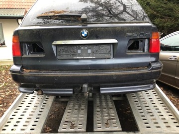 BMW E39 VÍKO KUFRU ZADNÍ KOMBI