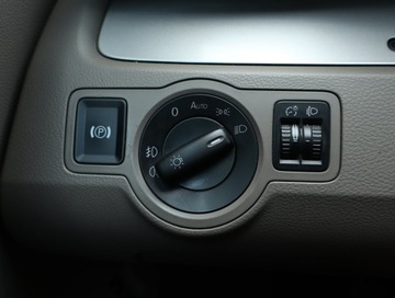 Volkswagen Passat B6 Variant 2.0 TDI-CR DPF 140KM 2008 VW Passat 2.0 TDI, Klima, Klimatronic,ALU, zdjęcie 16