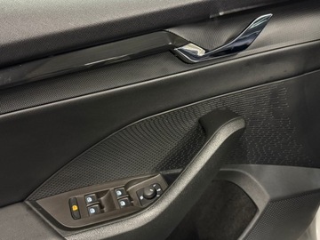 Skoda Octavia IV Liftback 1.5 TSI EVO 150KM 2023 Skoda Octavia Ambition 1.5 TSI 150KM, Salon Polska, zdjęcie 15