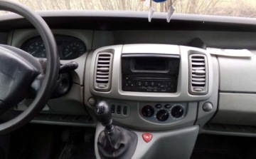 Renault Trafic II Furgon 2.0 dCi 115KM 2010 Renault Trafic Renault Trafic Passenger FAP L2H1 Expression 2.0 Diesel, zdjęcie 8