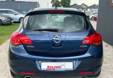 Opel Astra J Hatchback 5d 1.6 Turbo ECOTEC 180KM 2010 Opel Astra Opel Astra 1,6T 180KM, Parktronik Przod i Tyl, Oplacony, Zadbany, zdjęcie 5