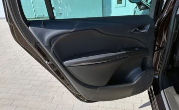 Opel Zafira C Tourer 1.4 Turbo ECOTEC 140KM 2016 Opel Zafira 1.4T Manual 7-osob Skora Navi Kamera 2016 Bogata Wersja, zdjęcie 27