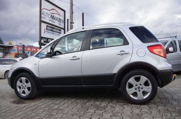 Fiat Sedici 1.6 i 16V 107KM 2006 Fiat Sedici 1.6 Benzyna 107 KM, 4x4, Klimatronic, Hak, Relingi, Alu 1.6, zdjęcie 4