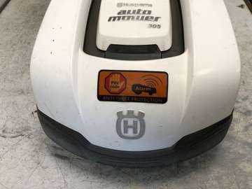 HUSQVARNA АВТОКОСИЛКА 305 РОБОТ-КОСИЛКА