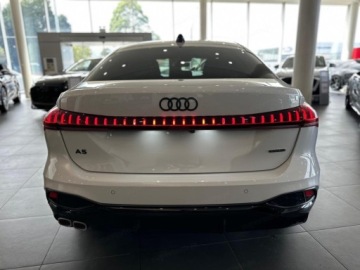 Audi A5 B10 Limousine 2.0 TDI 204KM 2026 AUDI A5 TDI quattro S line Sedan 2.0 (204KM) 2026, zdjęcie 1