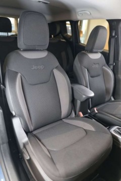 Jeep Renegade 2022 Jeep Renegade 1.5 T4 mHEV Limited FWD SS DCT 1.5 Benzyna 130KM, zdjęcie 4