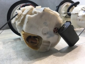 ДАТЧИК УРОВНЯ ТОПЛИВА LAGUNA III 2.0 DCI 170110001R