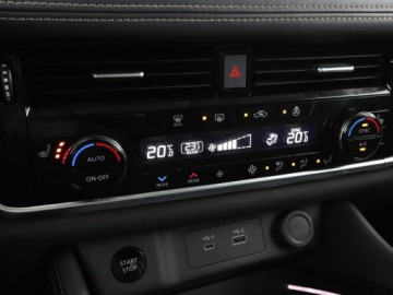 Nissan X-Trail IV 1.5 VC-T e-POWER 213KM 2023 Nissan X-Trail HEV 4x4 automat full LED navi, zdjęcie 25