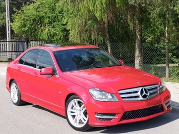 Mercedes Klasa C W204 2012 Automat Alu 1.8 Pakiet AMG, zdjęcie 3