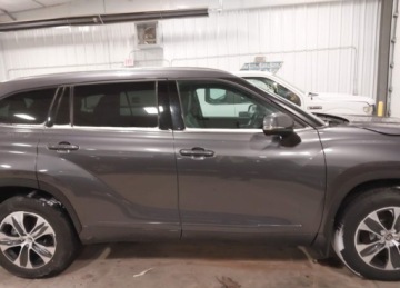 Toyota Highlander III 2021 Toyota Highlander 2021r., XLE, 3.5L, od ubezpieczalni 3.5 Benzyna 295KM, zdjęcie 7