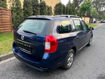 Dacia Logan II MCV Tce 90KM 2015 Dacia Logan II 0,9 TCE Laureat bezwypadkowa Benzyna 90KM, zdjęcie 8