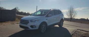 Ford Escape III 2.0 EcoBoost 243KM 2017 Ford Escape 2.0 BENZ ,automat,titanium 2.0 Benzyna 242KM, zdjęcie 9