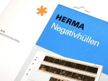 Футболки Herma ацетатные 7 полосок по 5 рамок по 35 мм каждая.