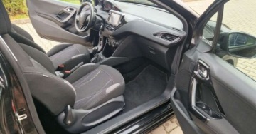 Peugeot 208 I Hatchback 3d 1.6 e-HDI 92KM 2014 Peugeot 208 Peugeot 208 1.6 e-HDi Allure STT 1.6 Diesel 92KM, zdjęcie 13
