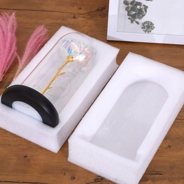 ВЕЧНАЯ РОЗА В СВЕТОДИОДНОМ СТЕКЛЕ НА ЛЕДЯНОМ ПОДАРКЕ