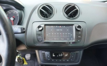 Seat Ibiza IV Hatchback 5d Facelifting 1.2 70KM 2014 Seat Ibiza Bezwypadkowy Serwisowany 1-Wlasciciel Navi Tempomat 1.2 MPI Pie, zdjęcie 19