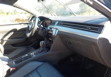 Volkswagen Passat B8 Variant Facelifting 2.0 TDI SCR 150KM 2022 Volkswagen Passat R-line Okazja 2.0 Diesel 150KM, zdjęcie 15