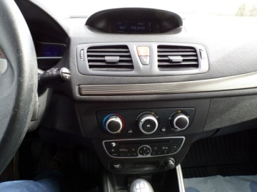 Renault Megane III Hatchback 1.6 16v 100KM 2009 Renault Megane KLIMATYZACJA GWARANCJA 1,6 101KM, zdjęcie 20